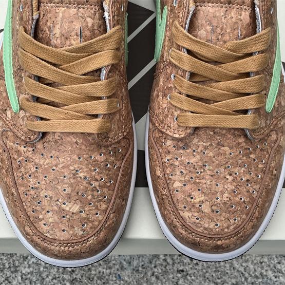 Travis Scott x Air Jordan 1 Sneaker      DM7866-922 - DopestKickz