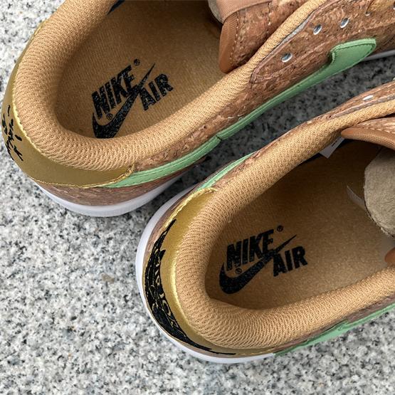 Travis Scott x Air Jordan 1 Sneaker      DM7866-922 - DopestKickz