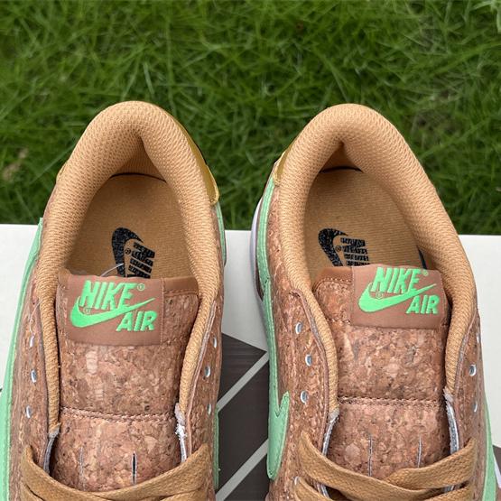 Travis Scott x Air Jordan 1 Sneaker      DM7866-922 - DopestKickz