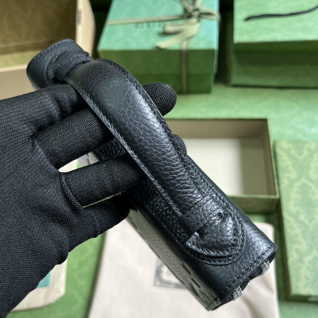 Gucci Jumbo GG Travel Document Case - DopestKickz