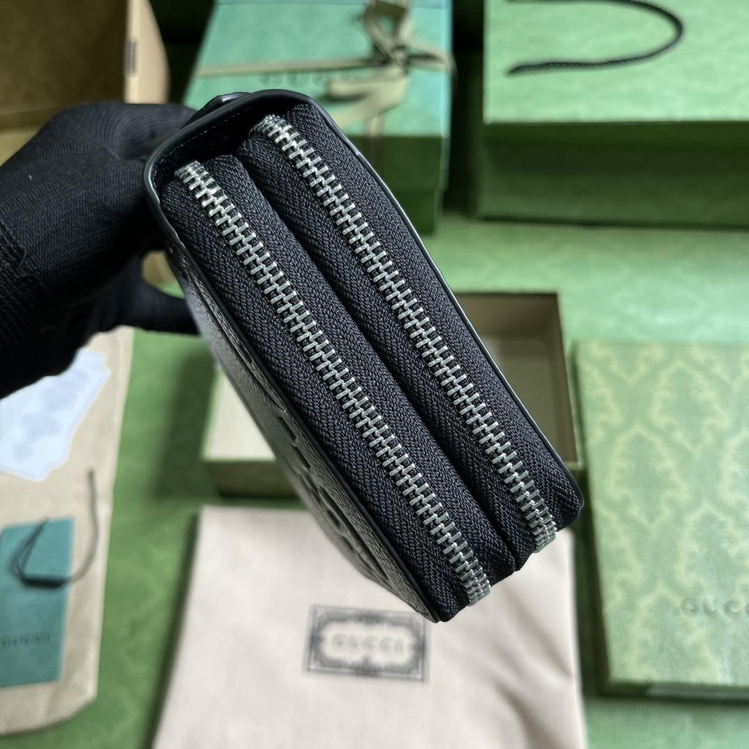 Gucci Jumbo GG Travel Document Case - DopestKickz