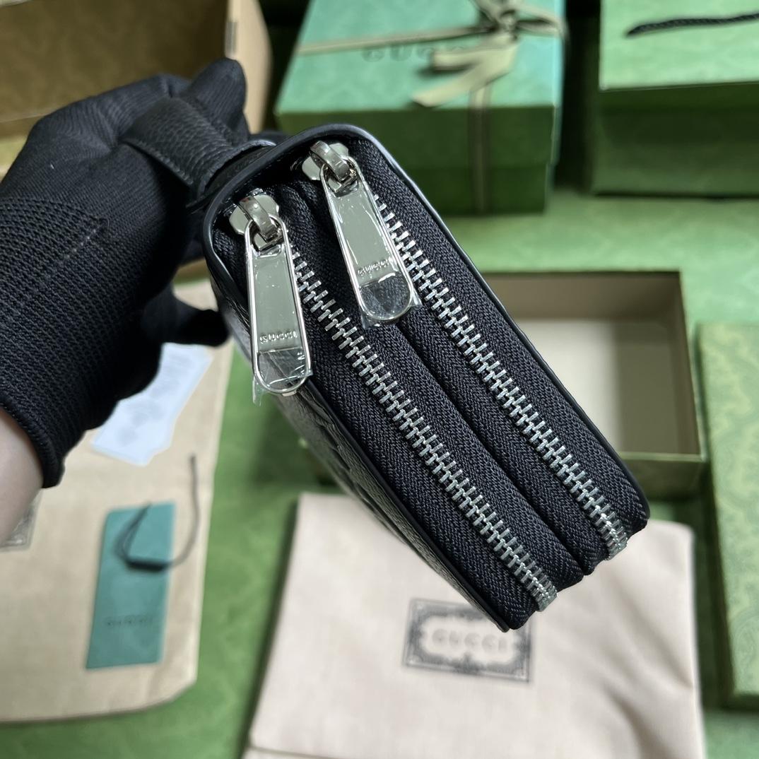 Gucci Jumbo GG Travel Document Case - DopestKickz