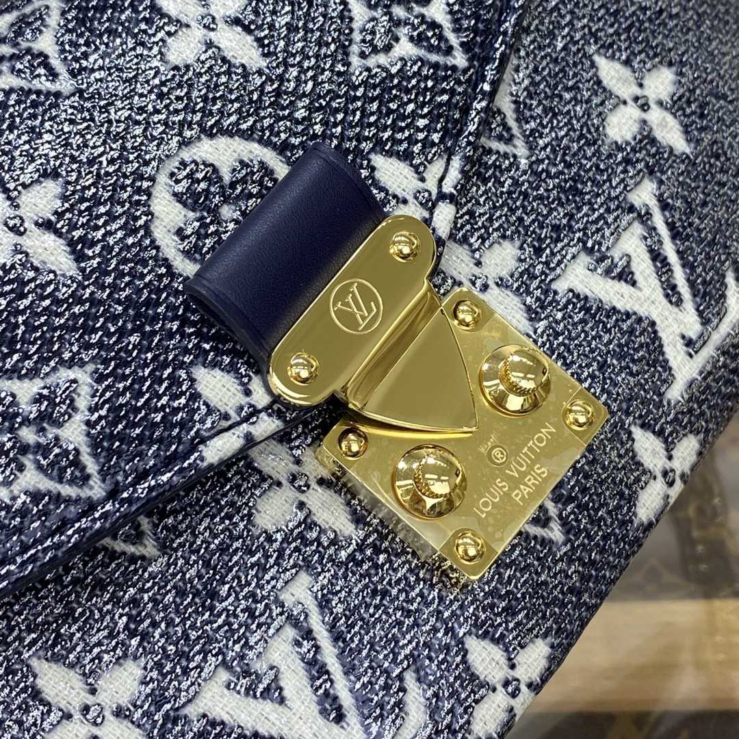 Louis Vuitton Pochette Métis East West (21.5x13.5x6cm)   M22834  - DopestKickz