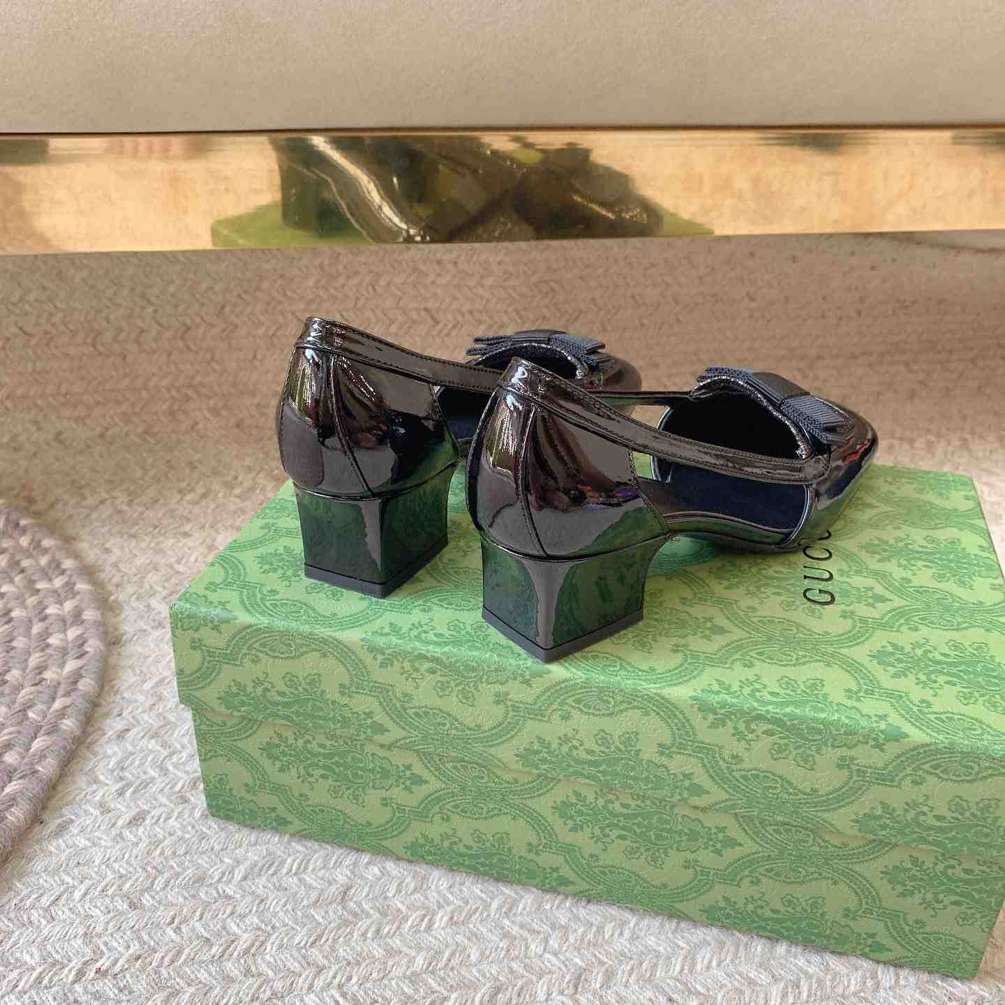 Gucci Women's Pump With GG Canvas - DopestKickz