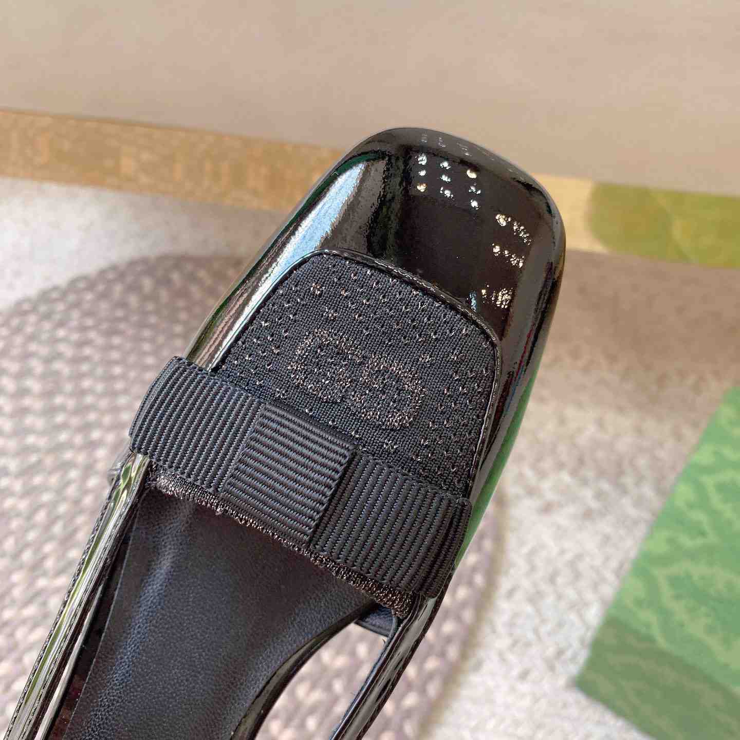 Gucci Women's Pump With GG Canvas - DopestKickz