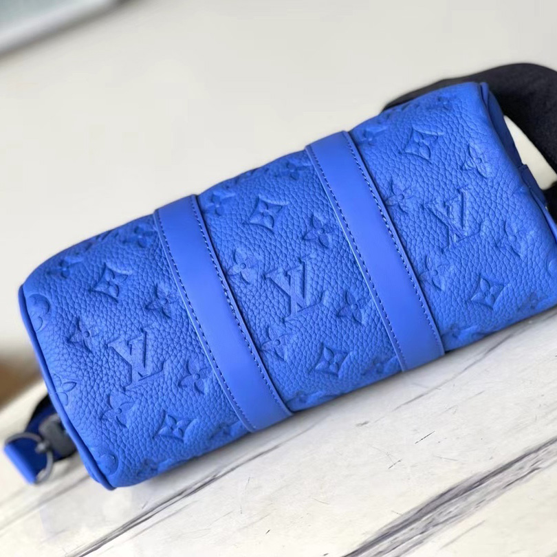 Louis Vuitton Keepall Bandoulière 25  (25 x 15 x 11cm) M23129 - DopestKickz