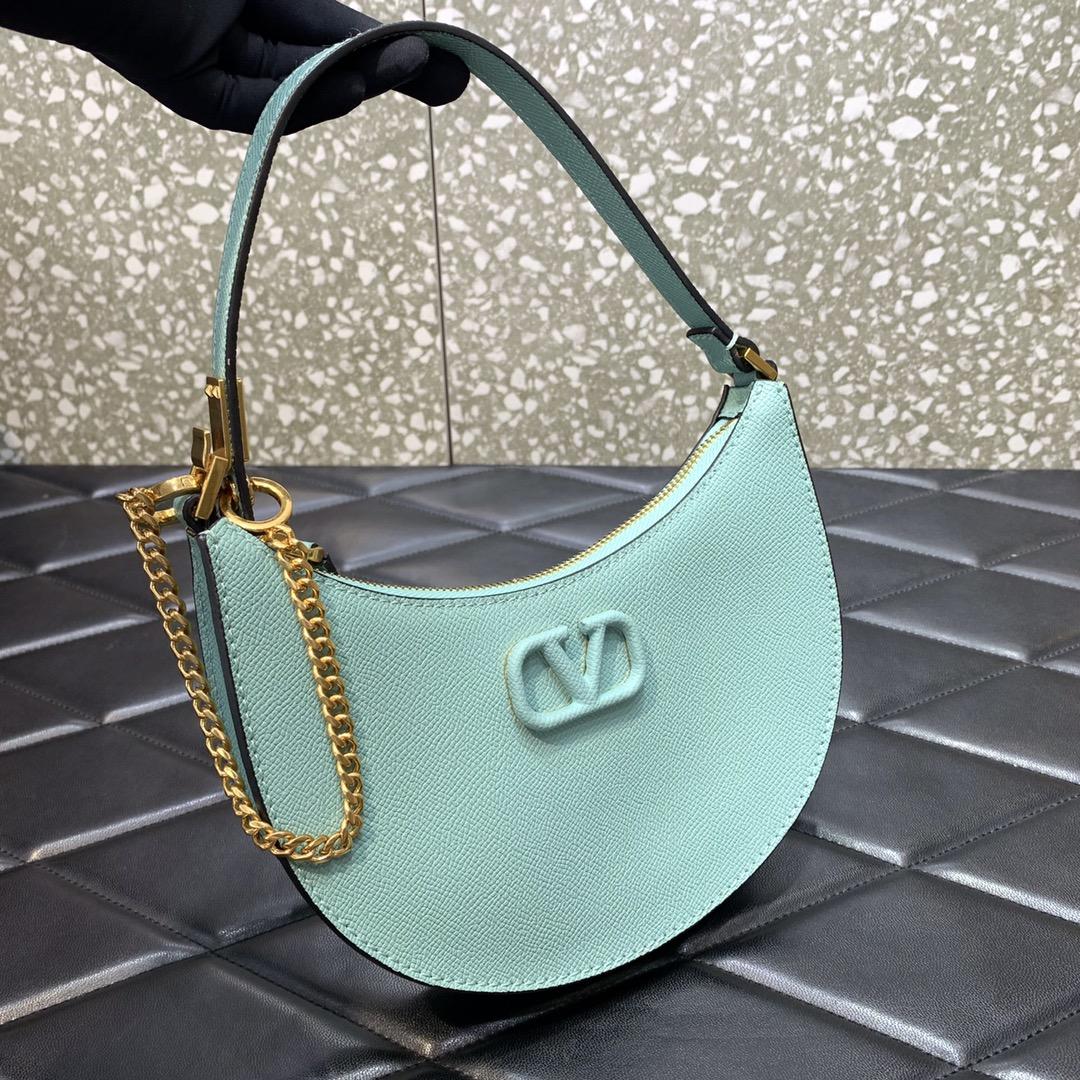 Valenti Garavani VLogo Signature Mini Bag (20-12-4cm) - DopestKickz