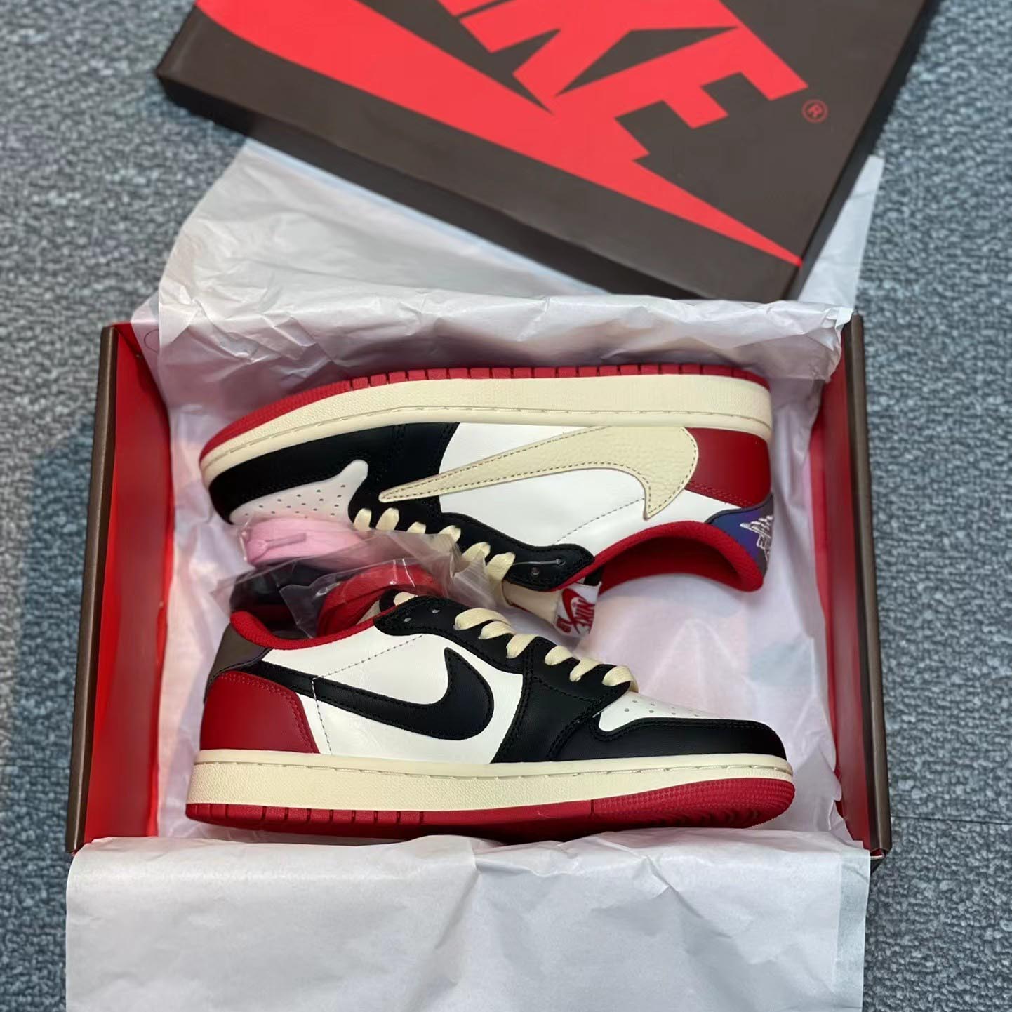 Travis Scott x Air Jordan 1 Low AJ1 Sneaker   cp4275-125 - DopestKickz