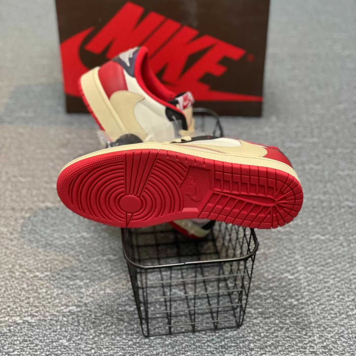 Travis Scott x Air Jordan 1 Low AJ1 Sneaker   cp4275-125 - DopestKickz