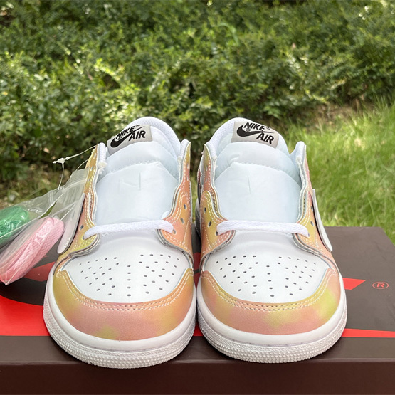 Air Jordan 1 x Off White Low  Sneaker      CZ0790-109 - DopestKickz