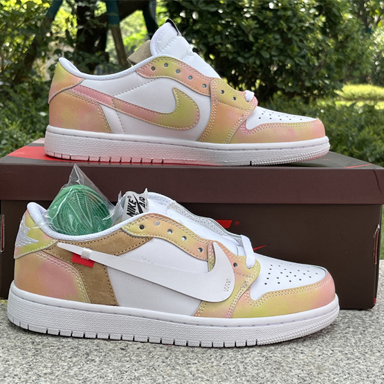 Air Jordan 1 x Off White Low  Sneaker      CZ0790-109 - DopestKickz