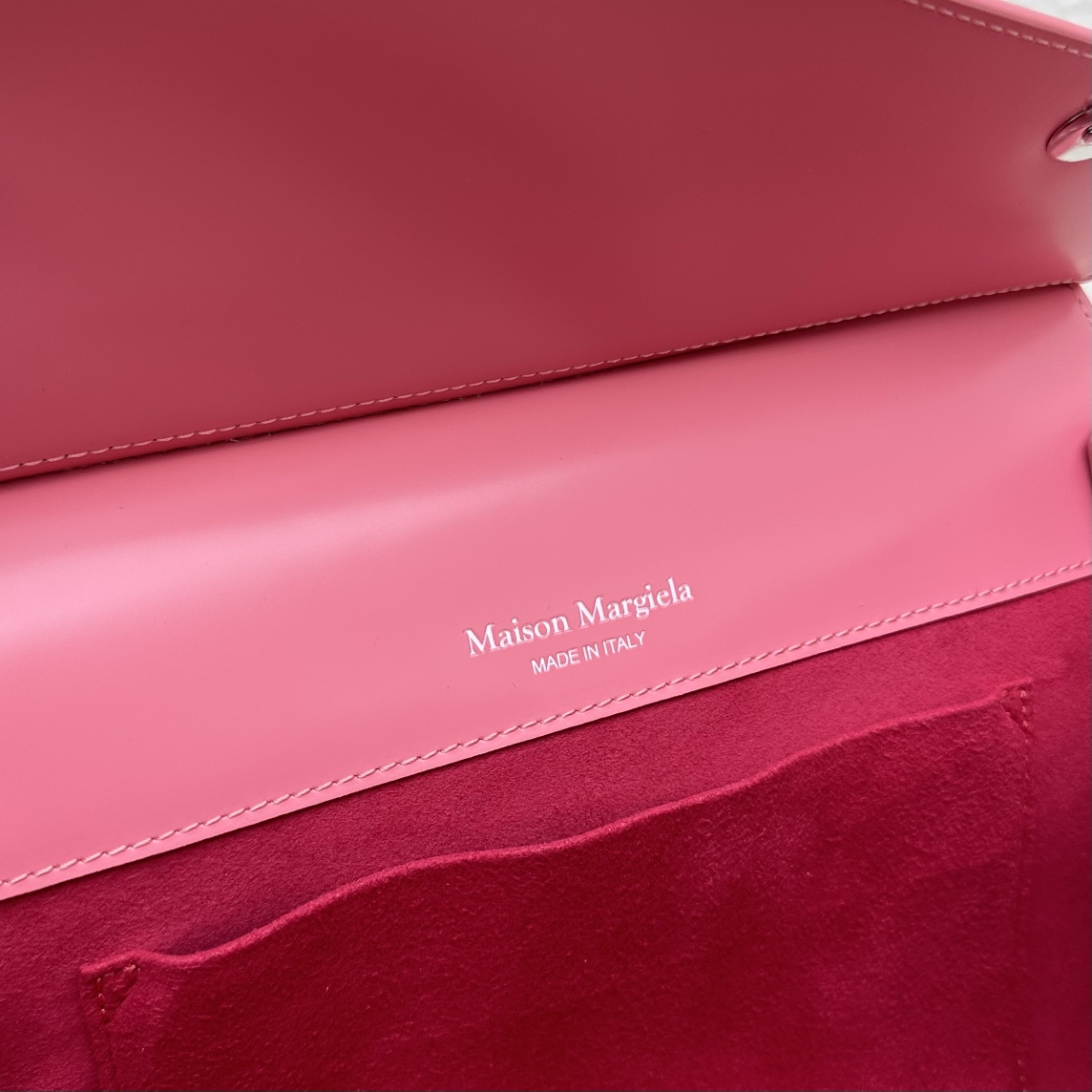 Maison Margiela Small Grained Leather Tote Bag (26x 19x 8cm) - DopestKickz