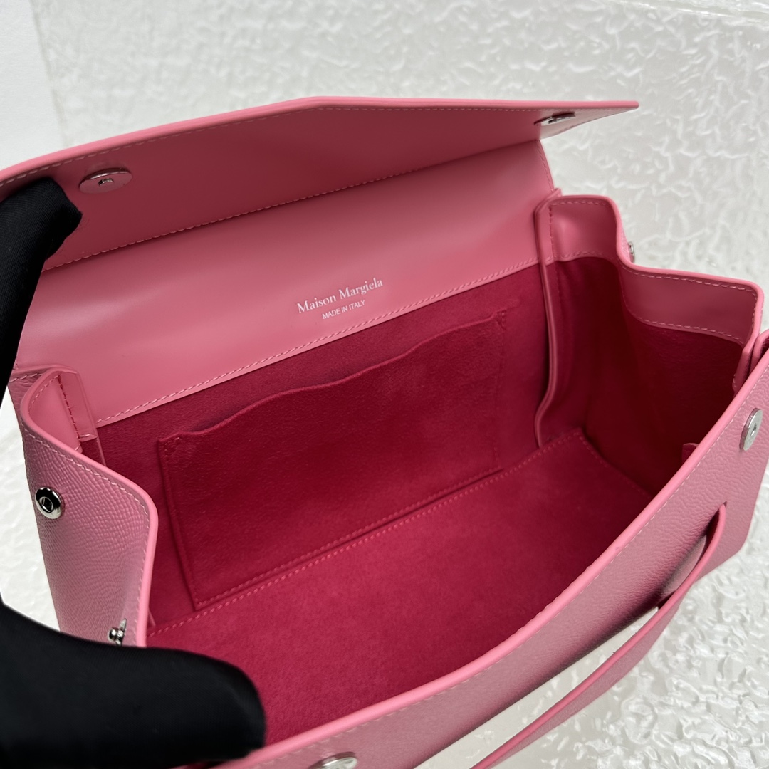 Maison Margiela Small Grained Leather Tote Bag (26x 19x 8cm) - DopestKickz