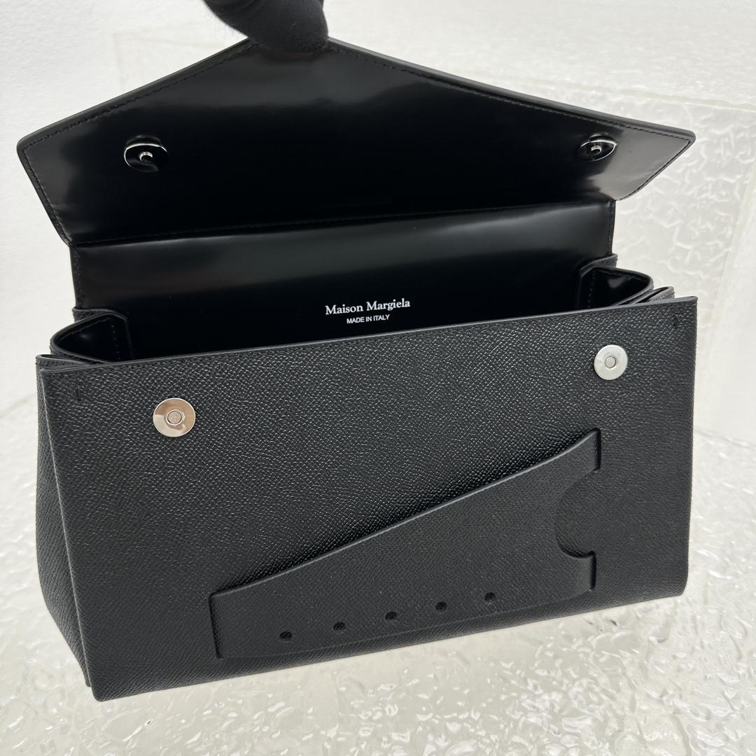 Maison Margiela Small Grained Leather Tote Bag (26x 19x 8cm) - DopestKickz