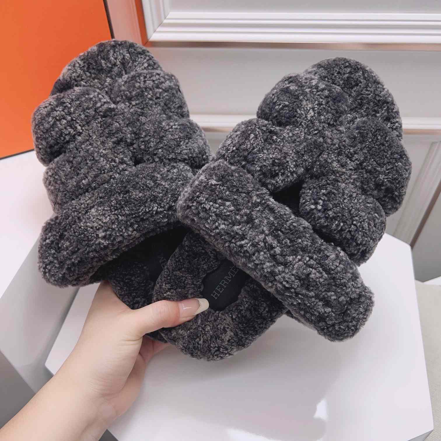 Hermes Chypre Sandal - DopestKickz