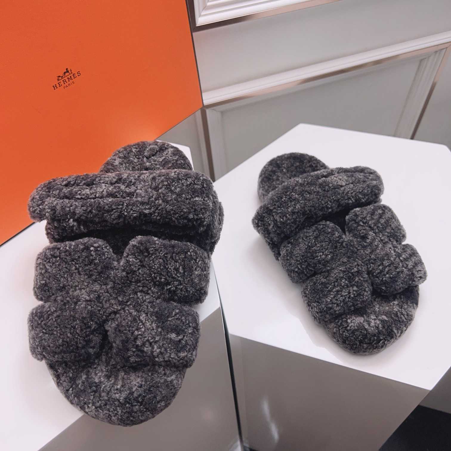 Hermes Chypre Sandal - DopestKickz