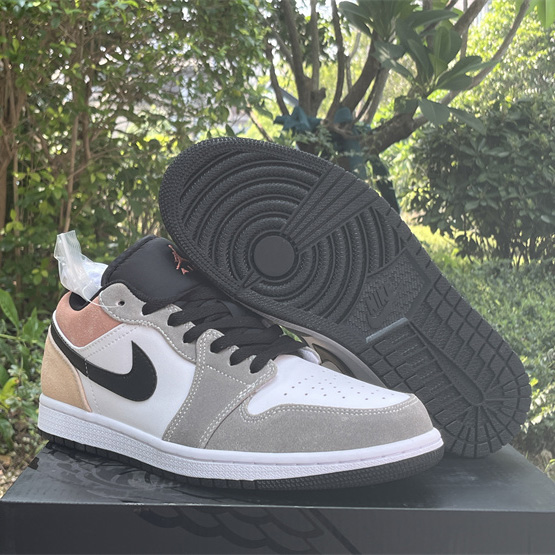 Air Jordan 1 Low Sneaker   DX4334-008  - DopestKickz