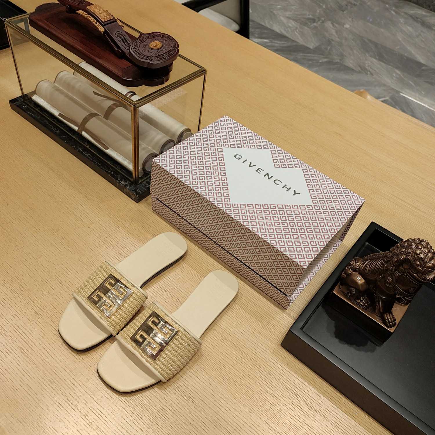 Givenchy 4G Flat Mules In Raffia - DopestKickz