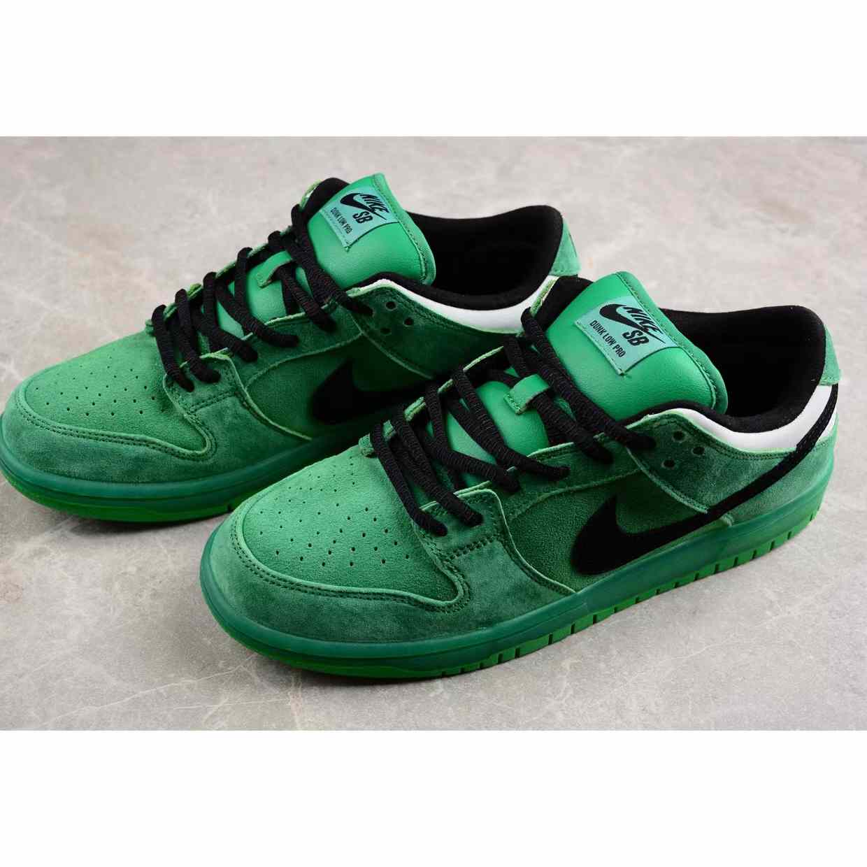 Nike SB Dunk Low Sneakers     FZ8320-400 - DopestKickz