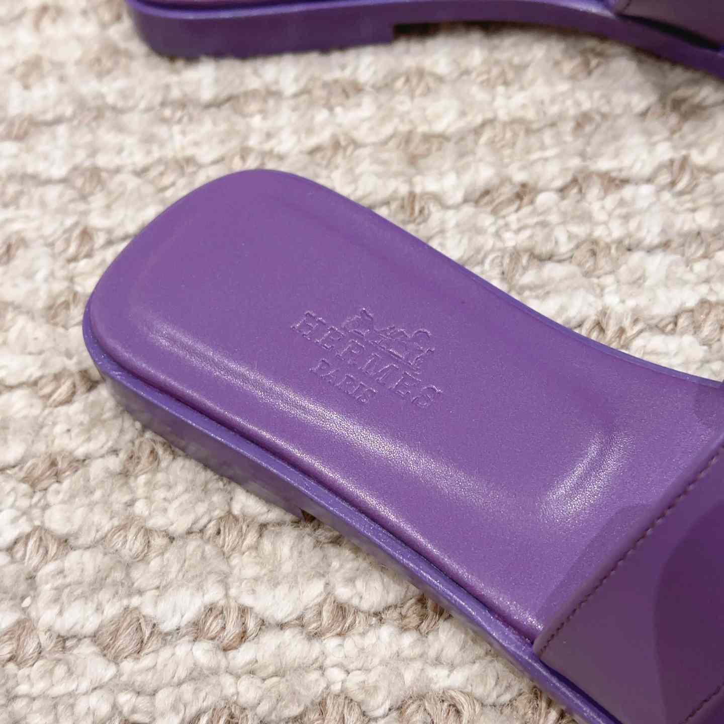 Hermes Oran Sandal - DopestKickz