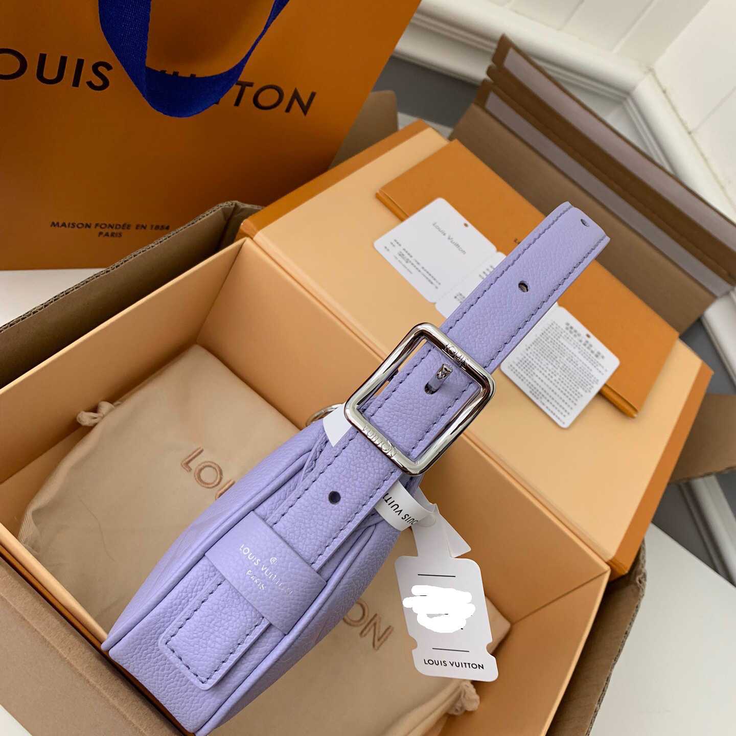 Louis Vuitton Mini Moon Monogram Empreinte (20.5*11*5cm)     M82426 - DopestKickz