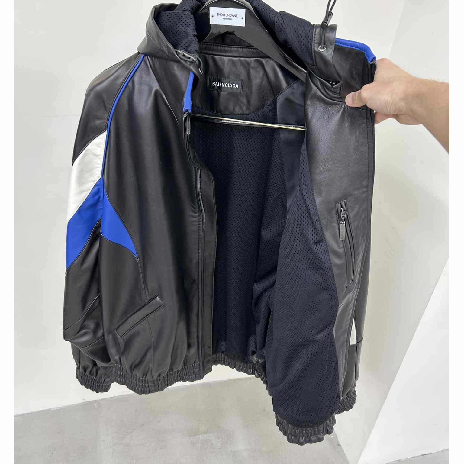 Balenciaga 3B Sports Icon Tracksuit Jacket In Black - DopestKickz