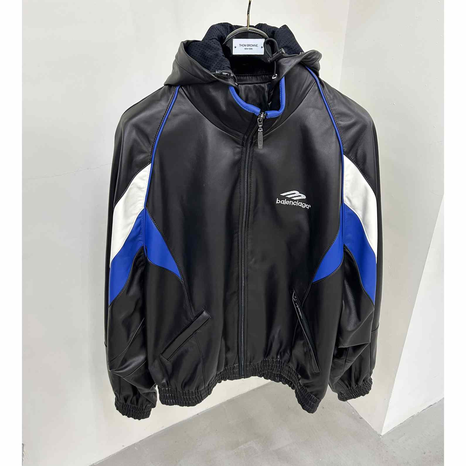 Balenciaga 3B Sports Icon Tracksuit Jacket In Black - DopestKickz