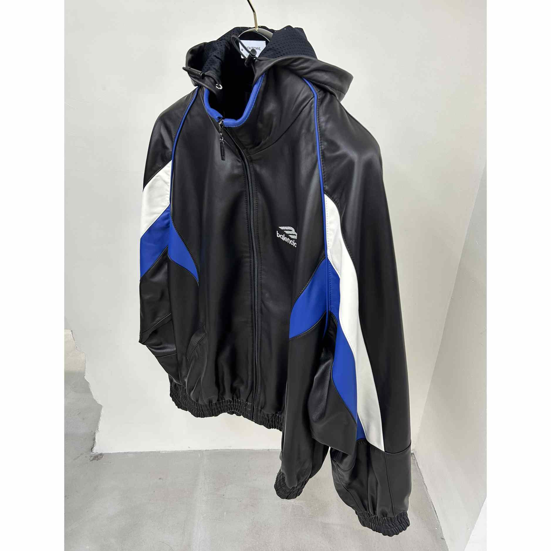 Balenciaga 3B Sports Icon Tracksuit Jacket In Black - DopestKickz