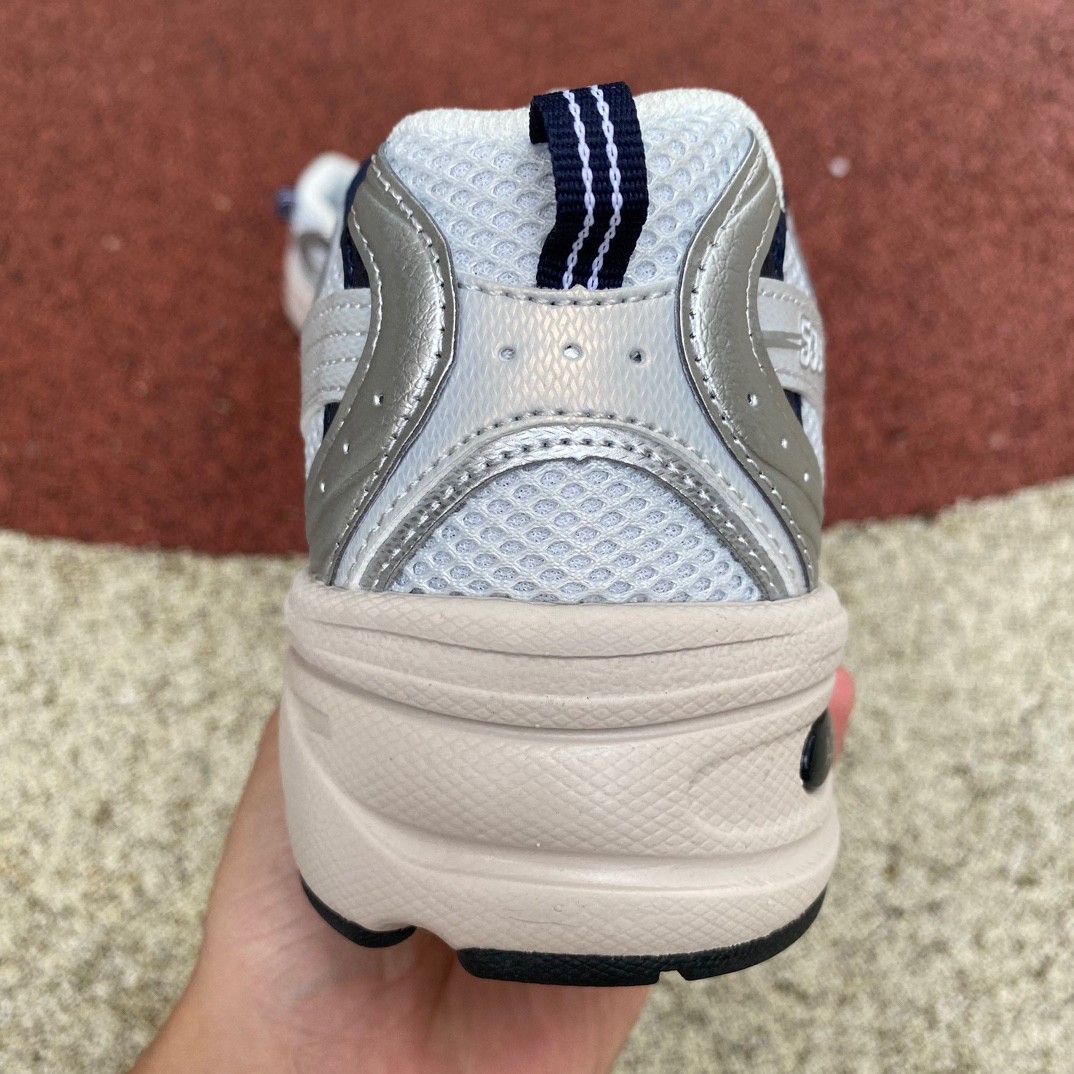 New Balance 530 Sneakers    MR530KA - DopestKickz