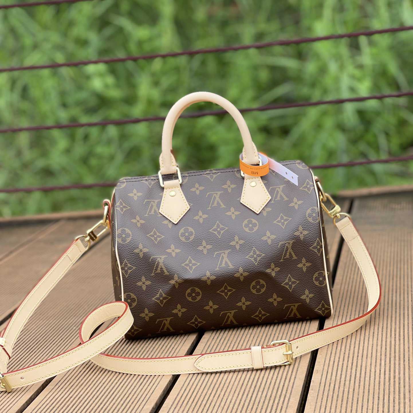 Louis Vuitton Speedy Bandoulière 25   M41113 - DopestKickz