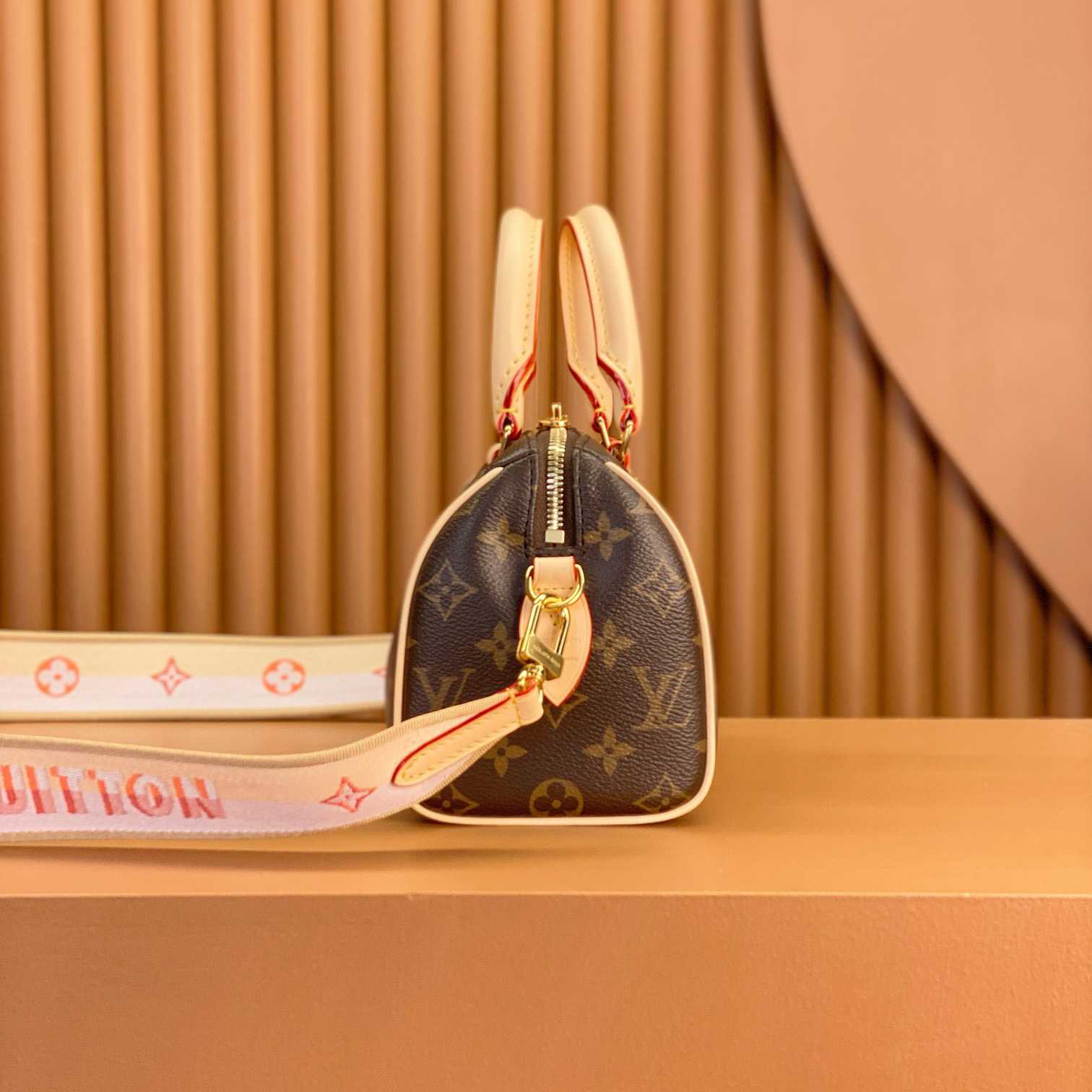 Louis Vuitton Speedy Bandoulière 20  (20.5 x 13.5 x 12cm)       M46594 - DopestKickz