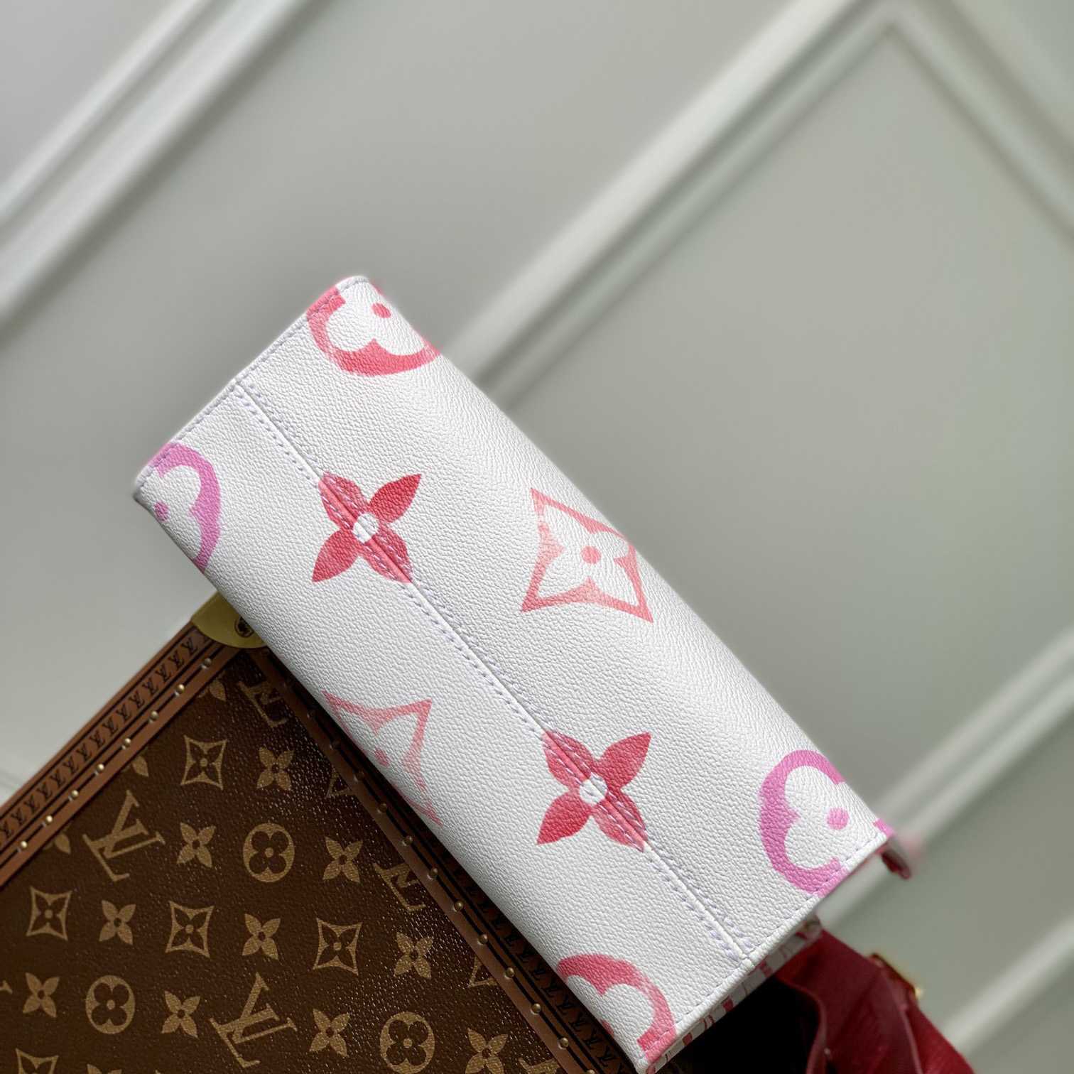 Louis Vuitton OnTheGo PM   M22976 - DopestKickz