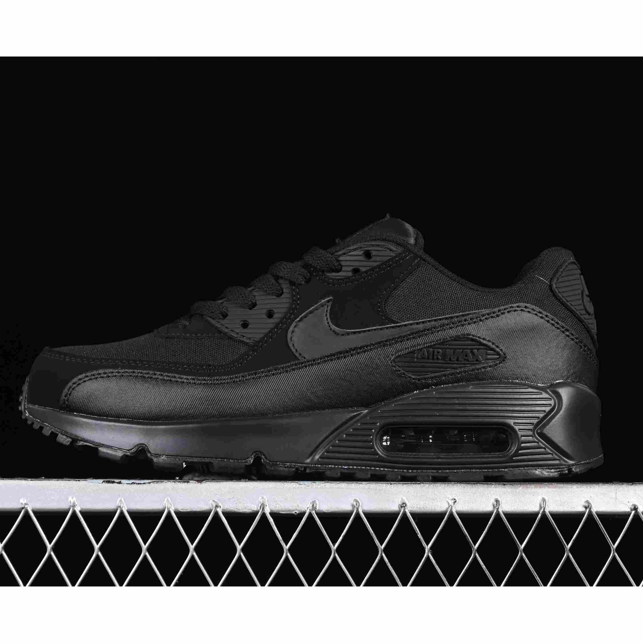 Nike Air Max 90 Sneakers     537384-090 - DopestKickz