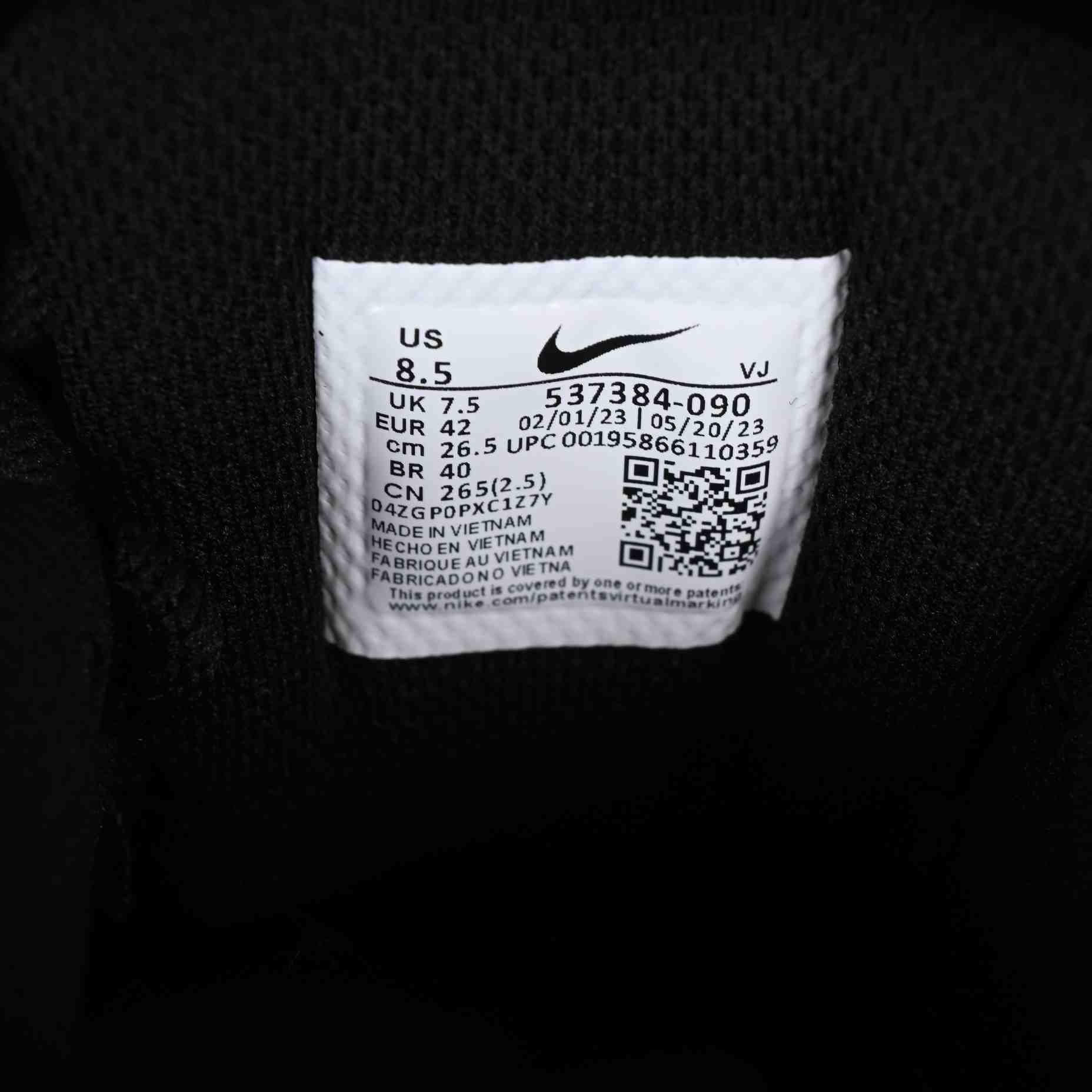 Nike Air Max 90 Sneakers     537384-090 - DopestKickz