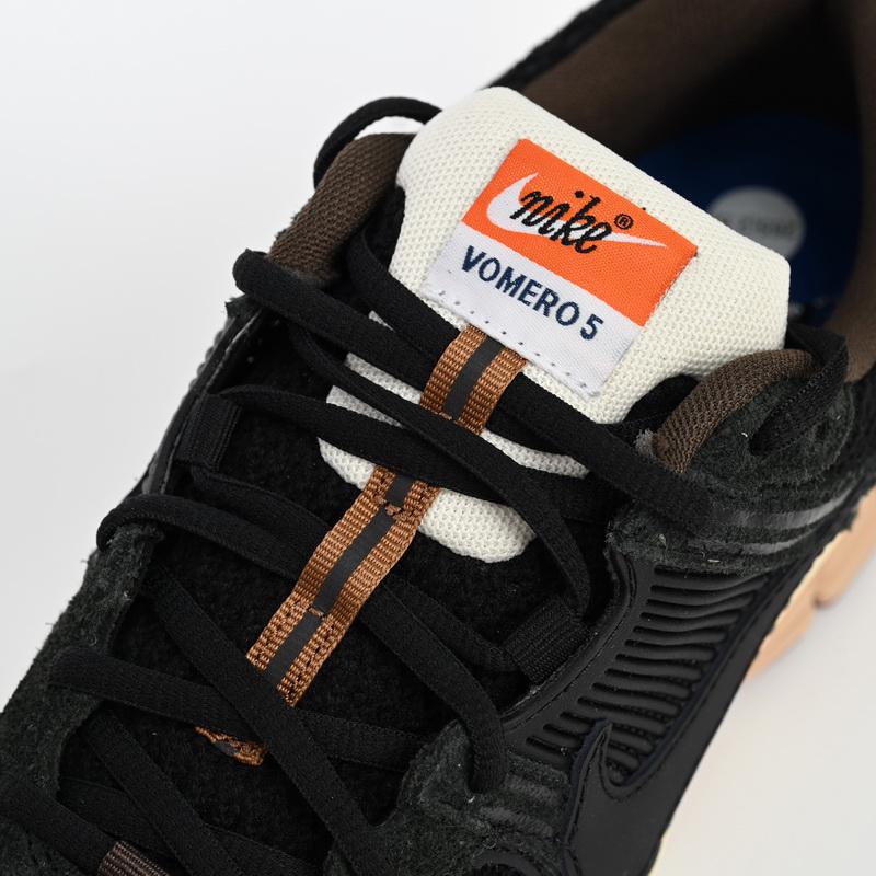 NikeAir Zoom Vomero 5 Pure Black Sneaker    FD0533-010  - DopestKickz