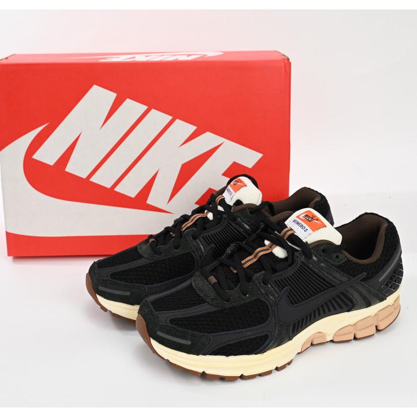 NikeAir Zoom Vomero 5 Pure Black Sneaker    FD0533-010  - DopestKickz