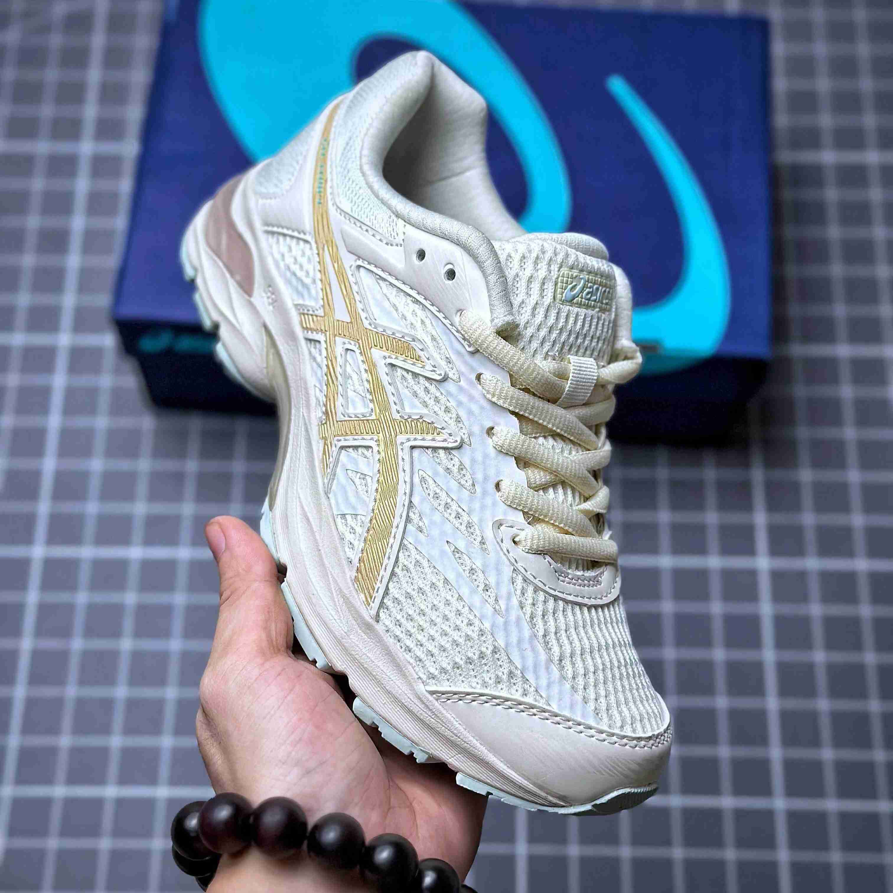 Asics Gel-Flux 4 Sneakers  - DopestKickz