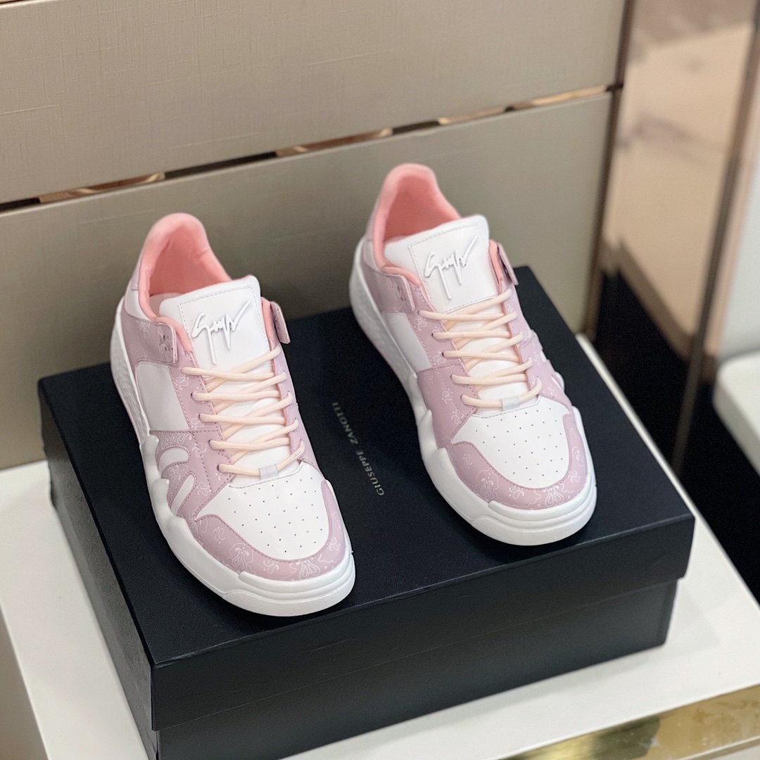 Giuseppe Zanotti Talon Paisley-print Sneakers - DopestKickz