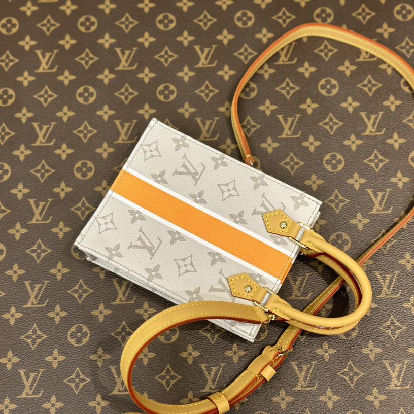 Louis Vuitton Petit Sac Plat(14 x 17 x 5cm)   M23615 - DopestKickz