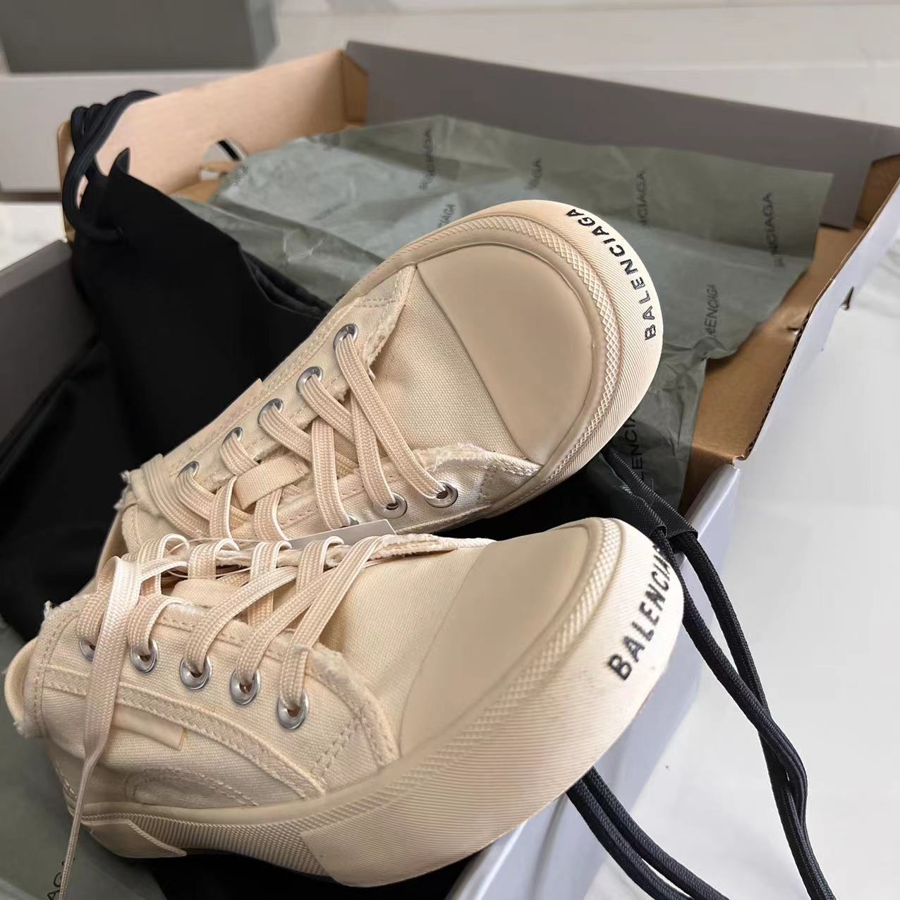 Balenciaga Paris Low Top Sneaker In White  - DopestKickz