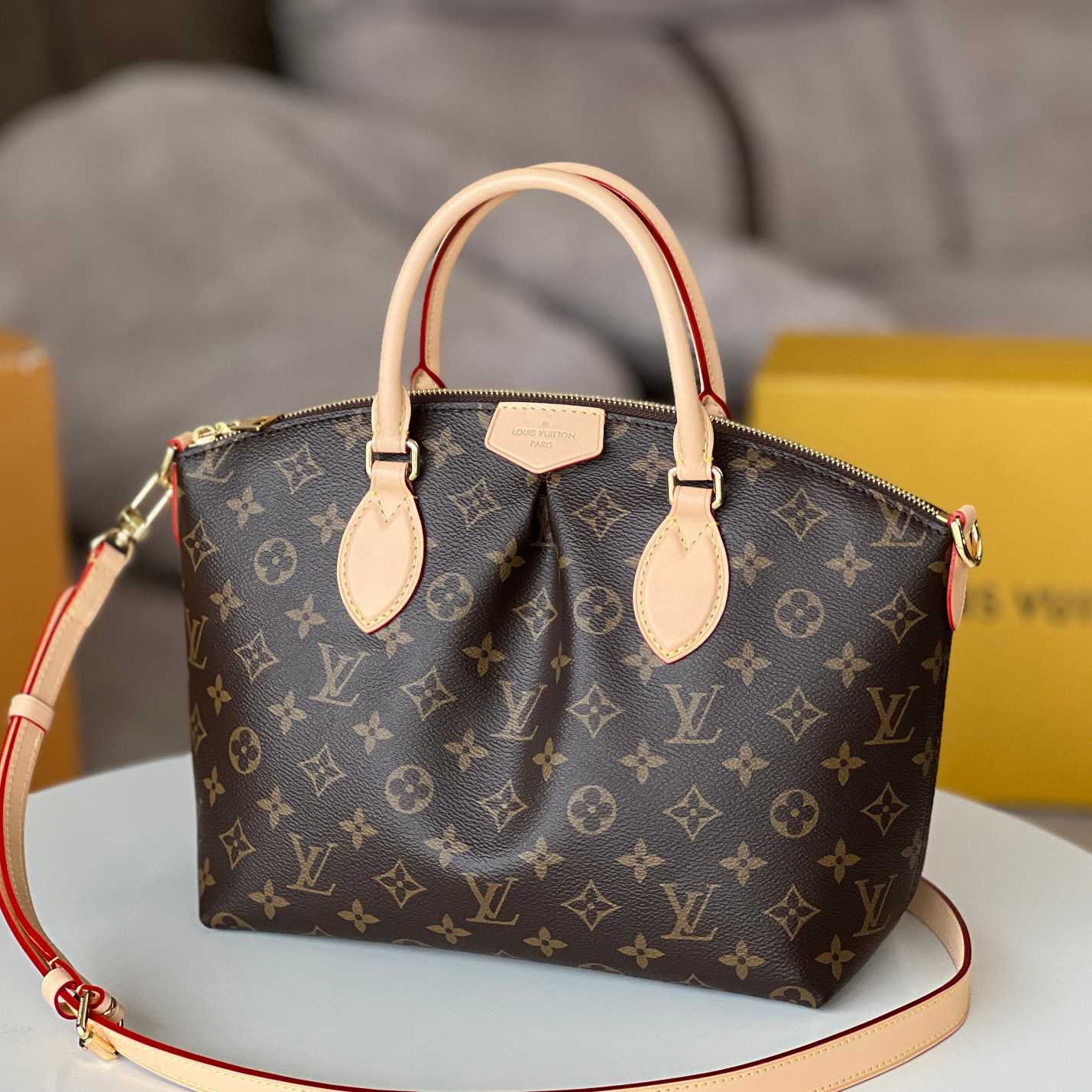 Louis Vuitton Boétie PM (25 x 23 x 14cm)M45986 - DopestKickz
