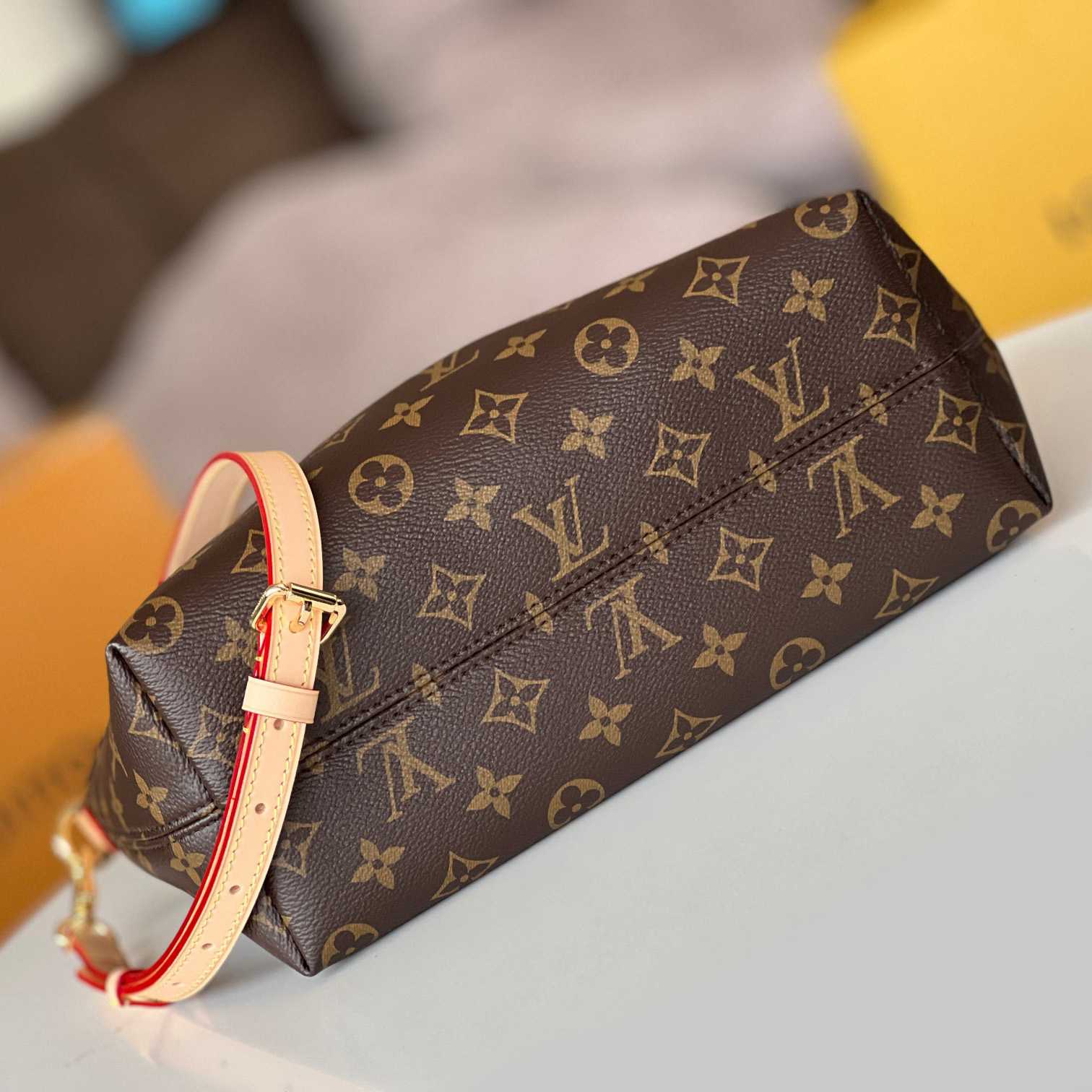 Louis Vuitton Boétie PM (25 x 23 x 14cm)M45986 - DopestKickz
