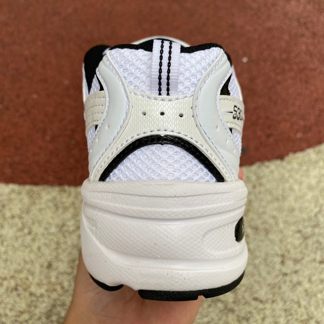 New Balance 530 Sneakers    MR530EWB - DopestKickz