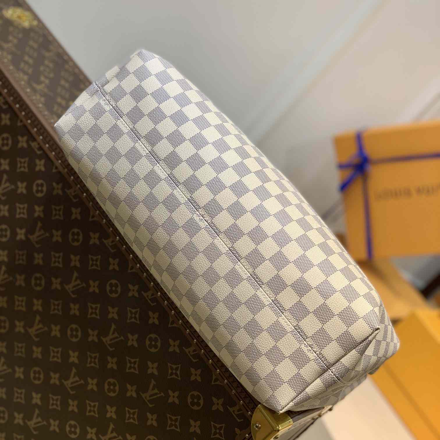 Louis Vuitton Graceful MM (41×35×14CM)  N42233 - DopestKickz