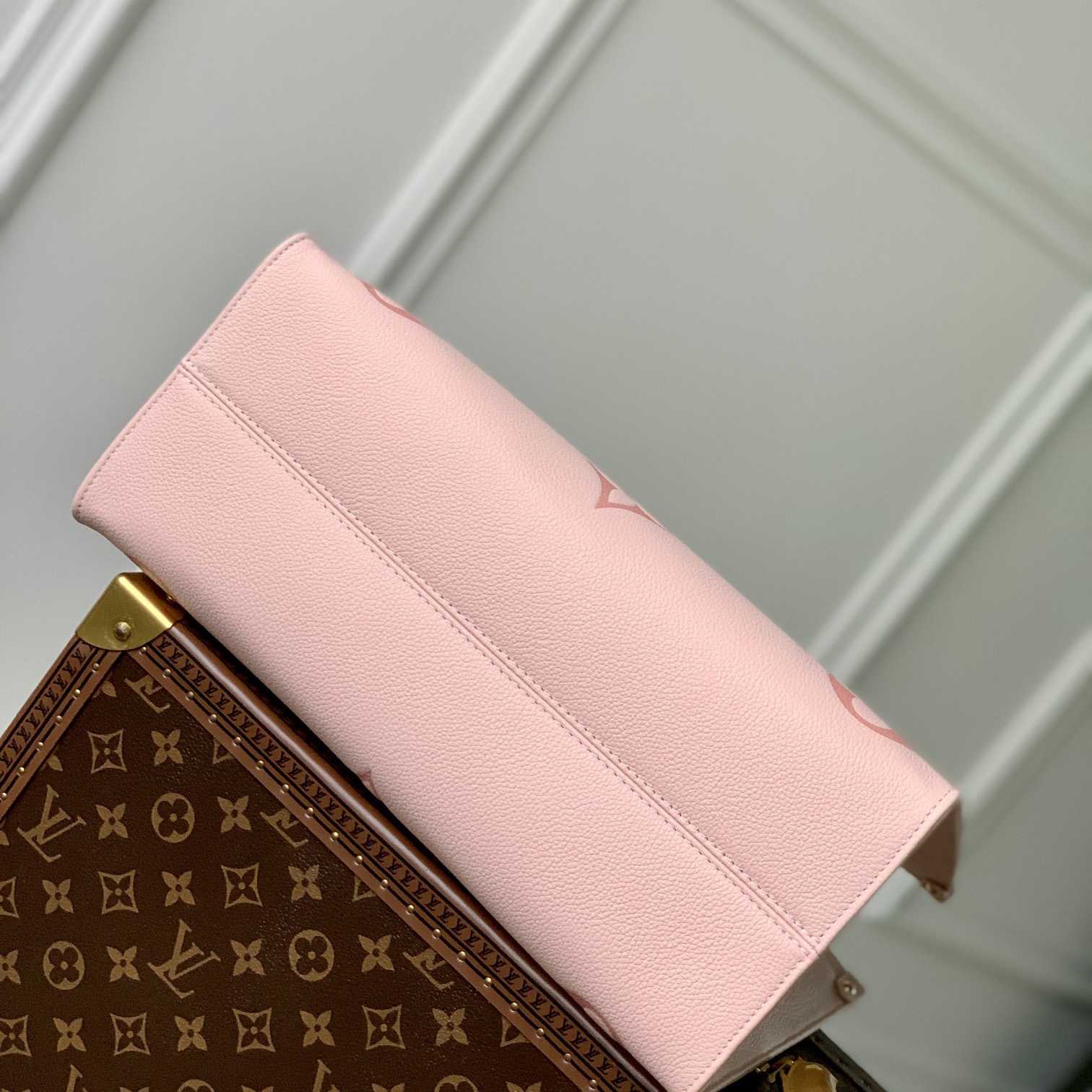 Louis Vuitton OnTheGo MM    M46542 - DopestKickz