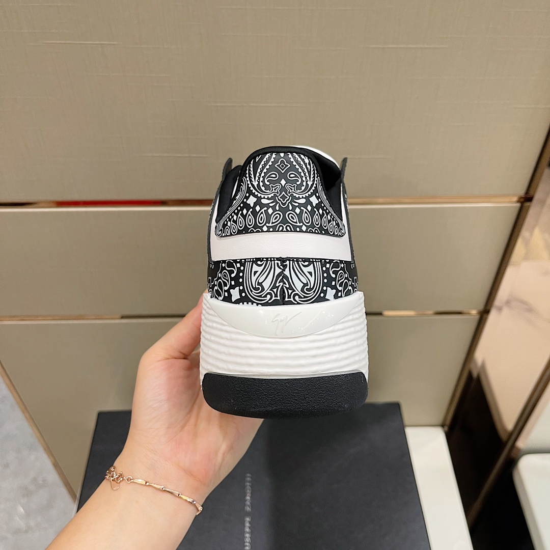 Giuseppe Zanotti Talon Paisley-print Sneakers - DopestKickz