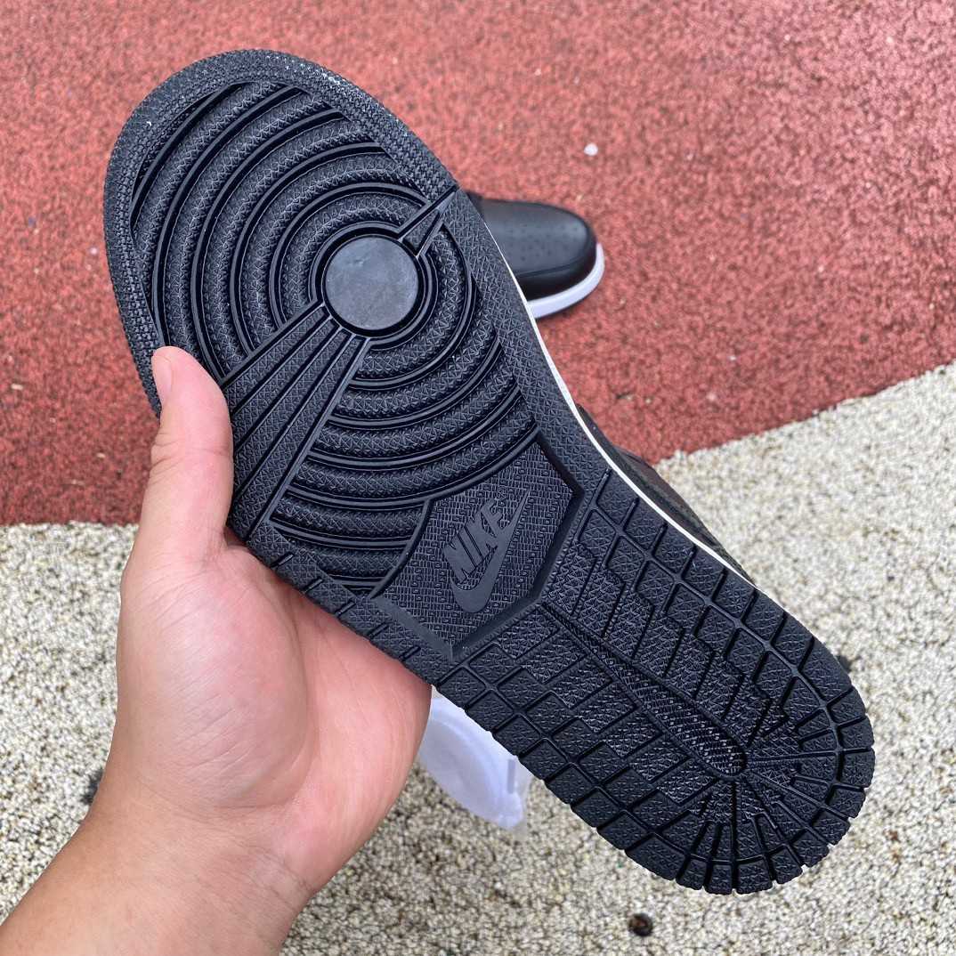 Air Jordan 1 Low Sneaker     FB9907-001 - DopestKickz