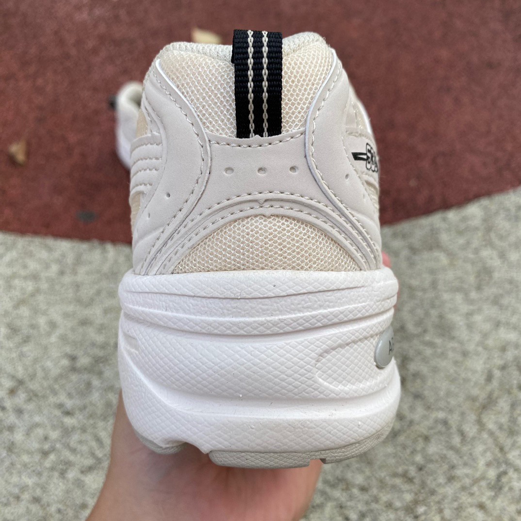 New Balance 530 Sneakers    MR530SH - DopestKickz