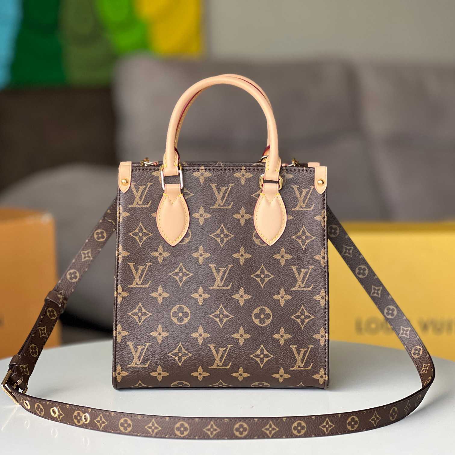 Louis Vuitton Sac Plat BB (21.5x22x9cm)M46265 - DopestKickz