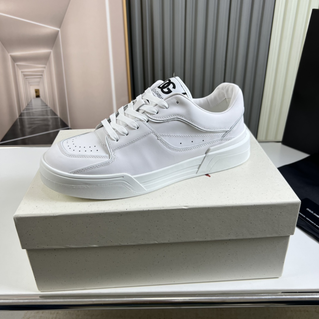 Dolce & Gabbana Calfskin nappa New Roma Sneakers - DopestKickz